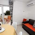 Apartment Lanterna *