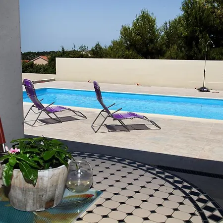 Lanterna * Rogoznica (Sibenik-Knin)