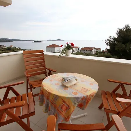 Lanterna * Rogoznica (Sibenik-Knin)
